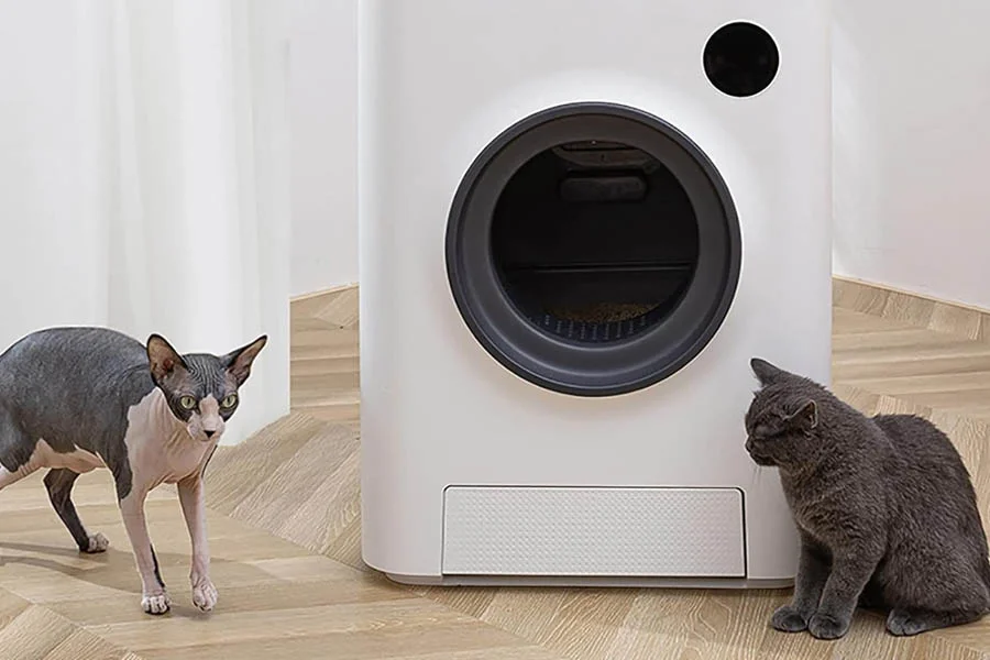 self-cleaning cat litter box