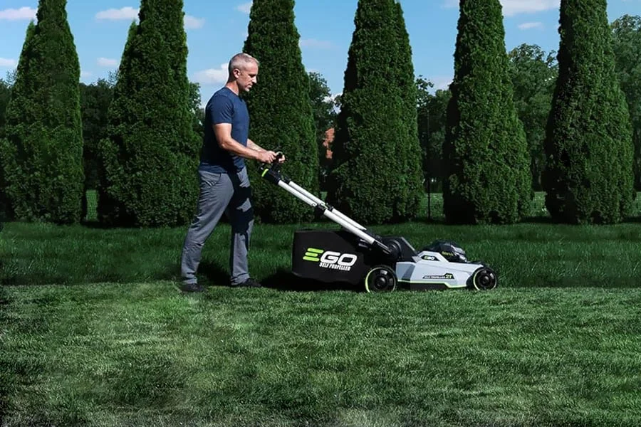 cordless electric self propelled mower